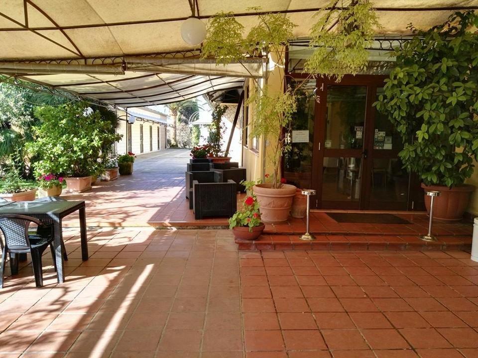 Albergo Conca D'Oro Foggia Zewnętrze zdjęcie